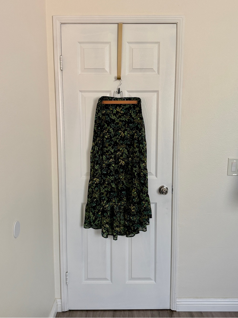 Francesca’s Black and Green Floral High-Low Skirt